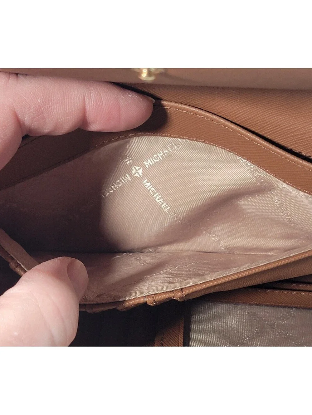 MICHAEL KORS JET SET TRAVEL LARGE TRIFOLD WALLET BROWN LUGGAGE